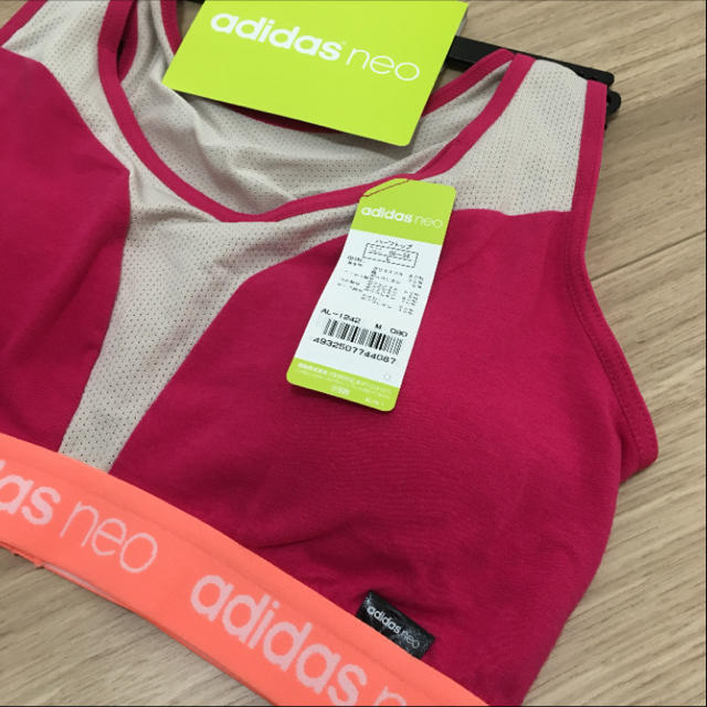 adidas(アディダス)のアディダス スポーツブラ Lサイズ 2点セット☆ レディースの下着/アンダーウェア(ブラ)の商品写真