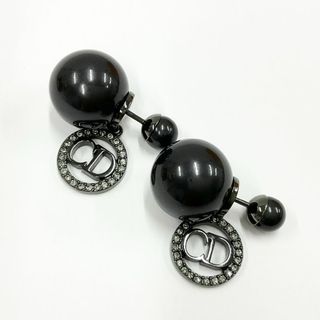 Christian Dior(ピアス ・ ブラック/黒色系)のフリマアイテム一覧 Christian Dior(ピアス ・ ブラック/黒色系)のフリマアイテム一覧