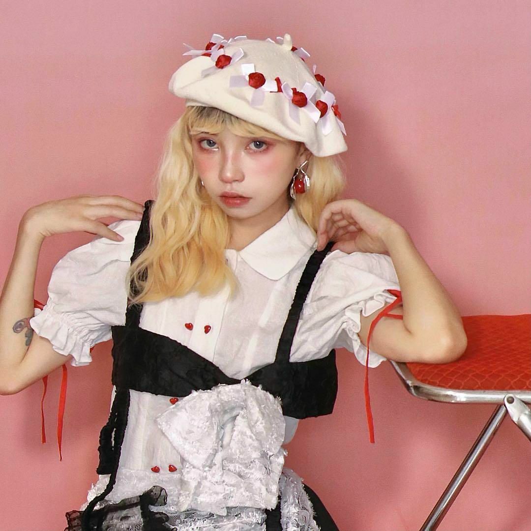 ハート型お花のベレー帽 白 レッド 赤 HEIHEI アベイル 赤 ハート型お花のベレー帽 白 レッド 赤 HEIHEI アベイル 赤