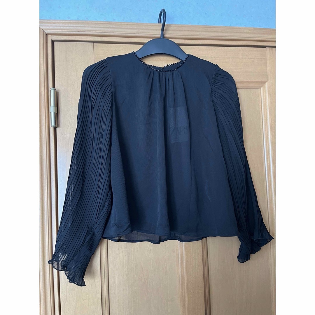 ZARA - ZARA プリーツシフォン トップス 新品の通販 by nohc's ZARA - ZARA プリーツシフォン トップス 新品の通販 by nohc's