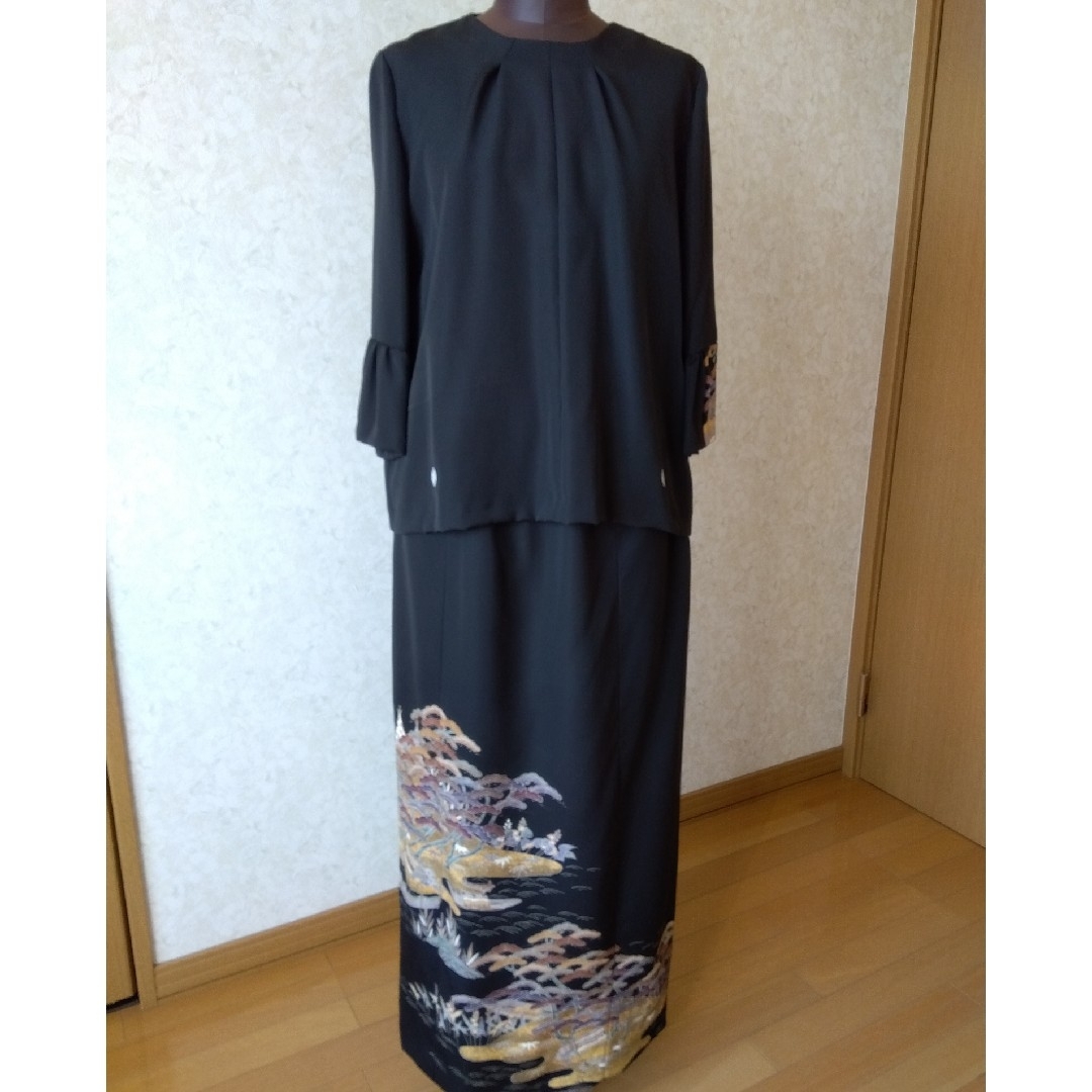 ✥着物リメイク✥黒留袖✥ブラウスとスカート✥フォーマル✥ ✥着物リメイク✥黒留袖✥ブラウスとスカート✥フォーマル✥