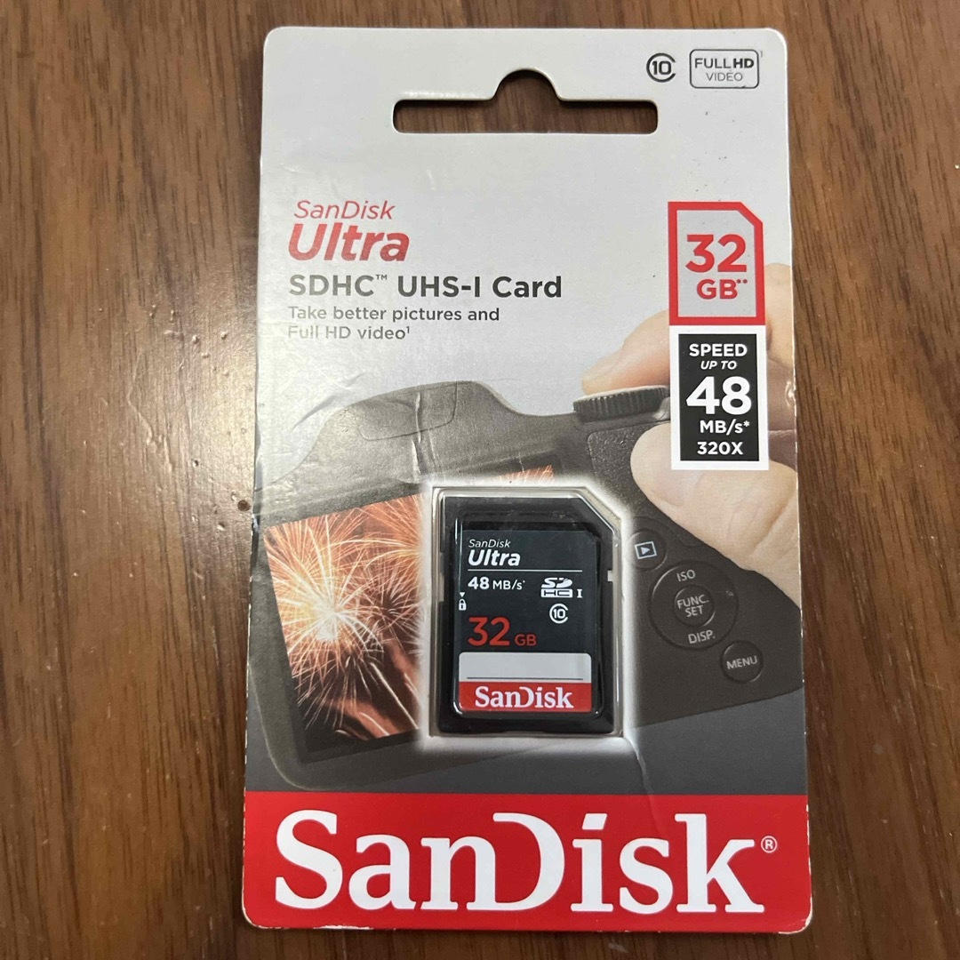 SanDisk(サンディスク)のサンディスク sandisk 32G 海外パッケージ スマホ/家電/カメラのカメラ(その他)の商品写真
