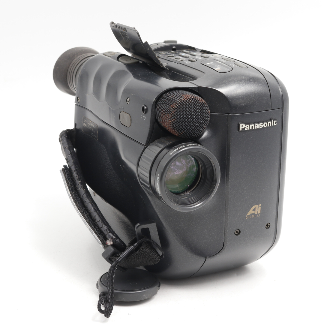 Panasonic NV-S1 ビデオカメラの通販 by SOREA-カメラ機材 Panasonic NV-S1 ビデオカメラの通販 by SOREA-カメラ機材
