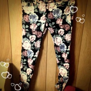 最終値下げ！花柄スキニー＊(デニム/ジーンズ)