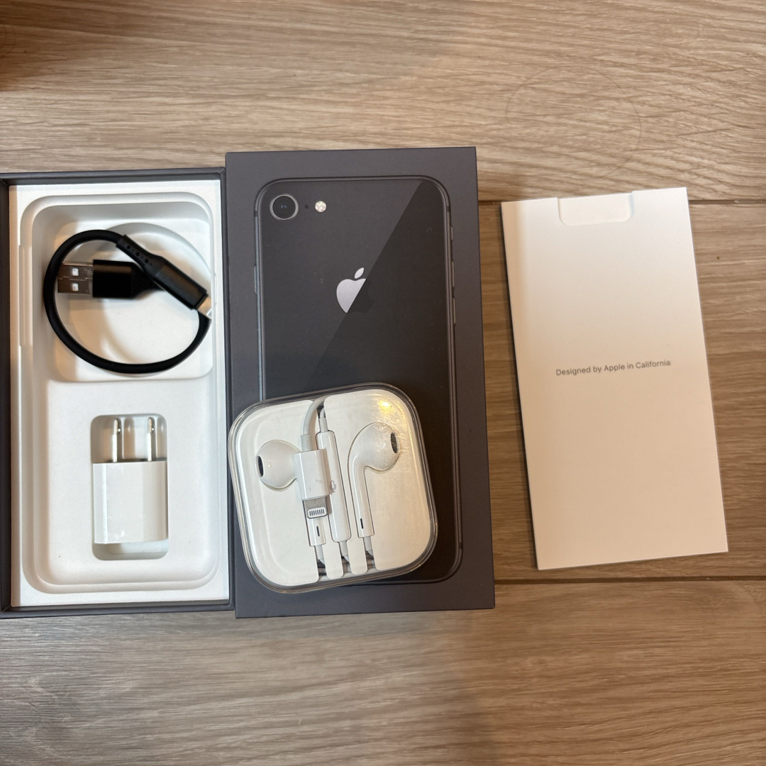 iPhone8 (64GB)スペースグレイ iPhone8 (64GB)スペースグレイ