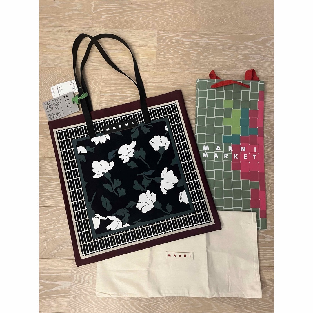 MARNI - 【新品未使用】01 マルニマーケット バンダナトート MARNI - 【新品未使用】01 マルニマーケット バンダナトート