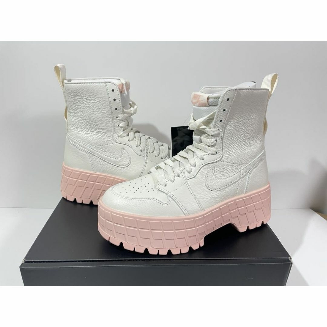 NIKE - 【新品】23.5㎝ ナイキ ウィメンズ エア ジョーダン 1 NIKE - 【新品】23.5㎝ ナイキ ウィメンズ エア ジョーダン 1