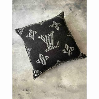 LOUIS VUITTON(クッション)のフリマアイテム一覧 LOUIS VUITTON(クッション)のフリマアイテム一覧
