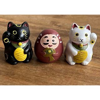 【新品】ダルマと招き猫の置物セット(置物)