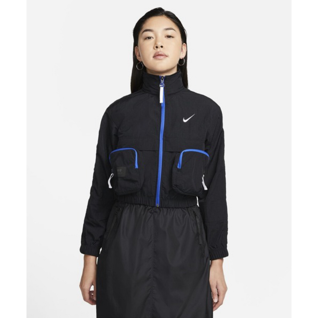 NIKE - 新品☆NIKE☆レディース☆ナイロンジャケット☆ショート NIKE - 新品☆NIKE☆レディース☆ナイロンジャケット☆ショート