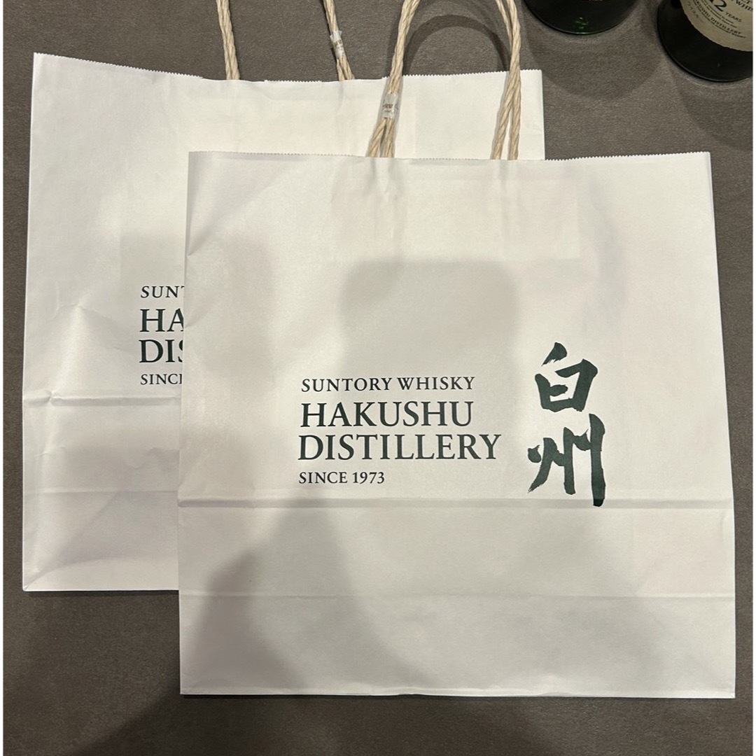 サントリー - 【新品未開封】白州12年2本+化粧箱+紙袋の通販 by サントリー - 【新品未開封】白州12年2本+化粧箱+紙袋の通販 by
