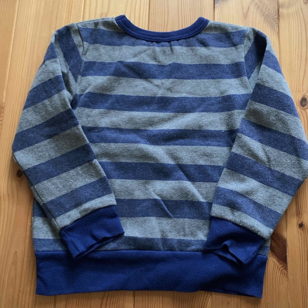 西松屋(ニシマツヤ)の男の子　トレーナー　120cm キッズ/ベビー/マタニティのキッズ服男の子用(90cm~)(Tシャツ/カットソー)の商品写真