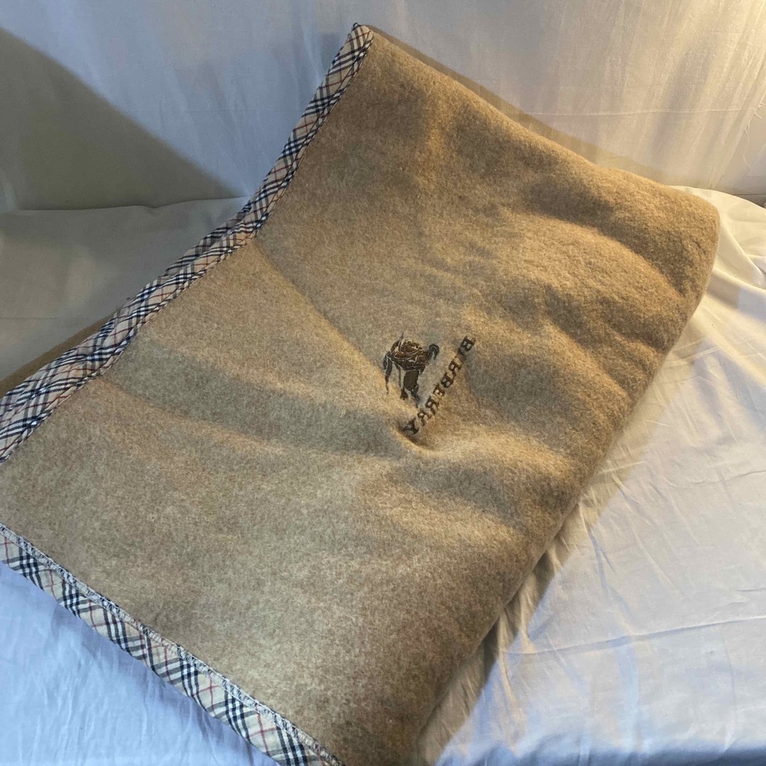 BURBERRY - バーバリー 毛布 西川産業 中古品の通販 by はんかち BURBERRY - バーバリー 毛布 西川産業 中古品の通販 by はんかち