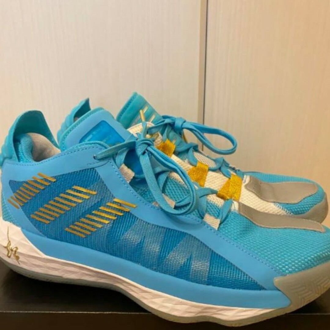 adidas - スニーカーadidasのスニーカー