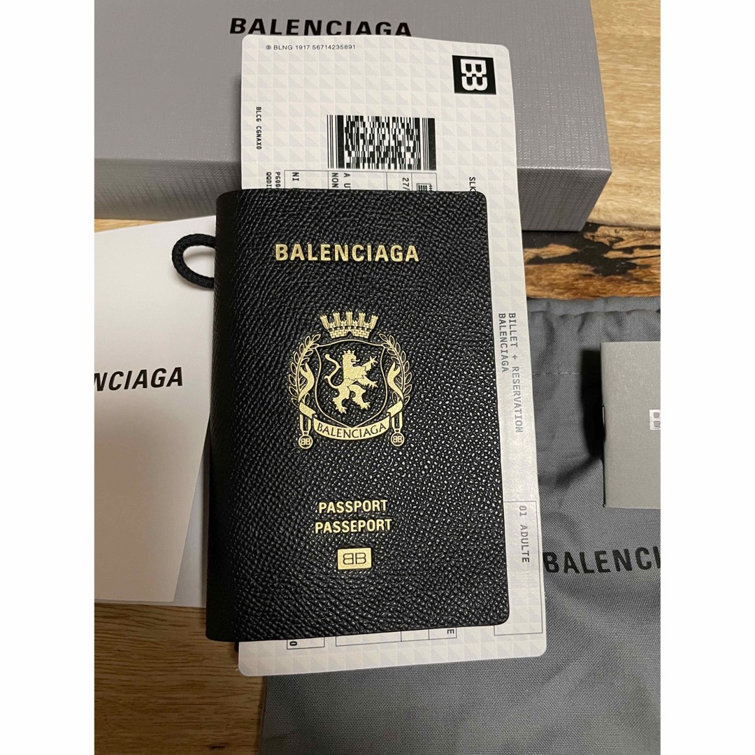 BALENCIAGA - 完売済みのレアアイテム! バレンシアガ BALENCIAGA - 完売済みのレアアイテム! バレンシアガ