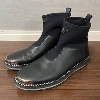 GIUZEPPE ZANOTTI(ブーツ)のフリマアイテム一覧 GIUZEPPE ZANOTTI(ブーツ)のフリマアイテム一覧