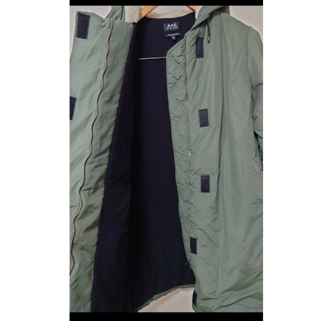 美品 定価10.8万 A.P.C. 22AW中綿ミリタリーコート ブルゾン 36 美品 定価10.8万 A.P.C. 22AW中綿ミリタリーコート ブルゾン 36
