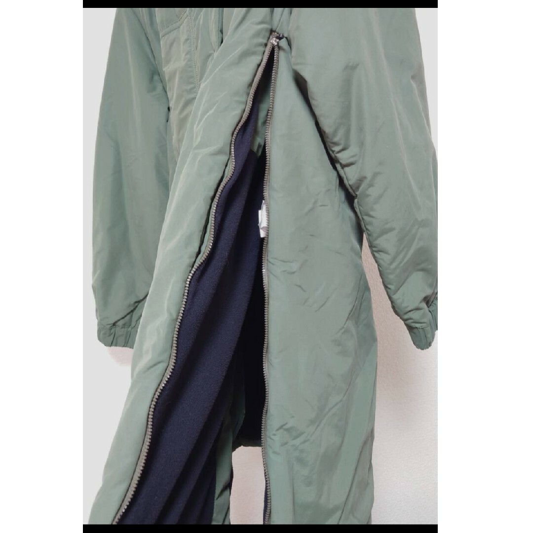 美品 定価10.8万 A.P.C. 22AW中綿ミリタリーコート ブルゾン 36 美品 定価10.8万 A.P.C. 22AW中綿ミリタリーコート ブルゾン 36