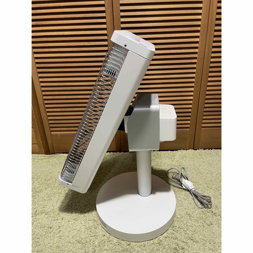 超美品 ダイキン DAIKIN セラムヒート 遠赤外線ヒーター 電気 超美品 ダイキン DAIKIN セラムヒート 遠赤外線ヒーター 電気