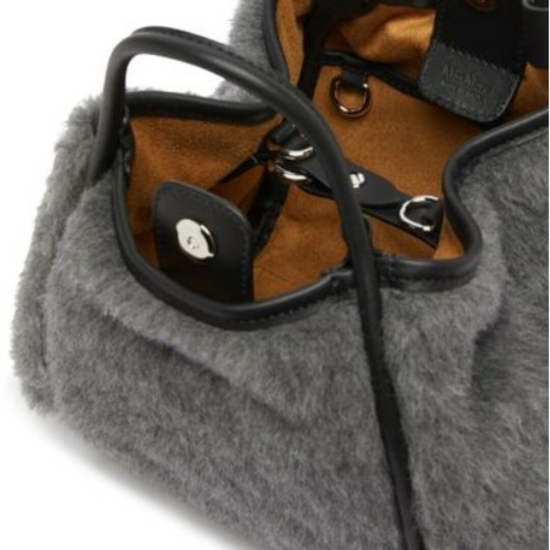 Max Mara Tmarin XS テディベアバッグ 新品タグ付き Max Mara Tmarin XS テディベアバッグ 新品タグ付き