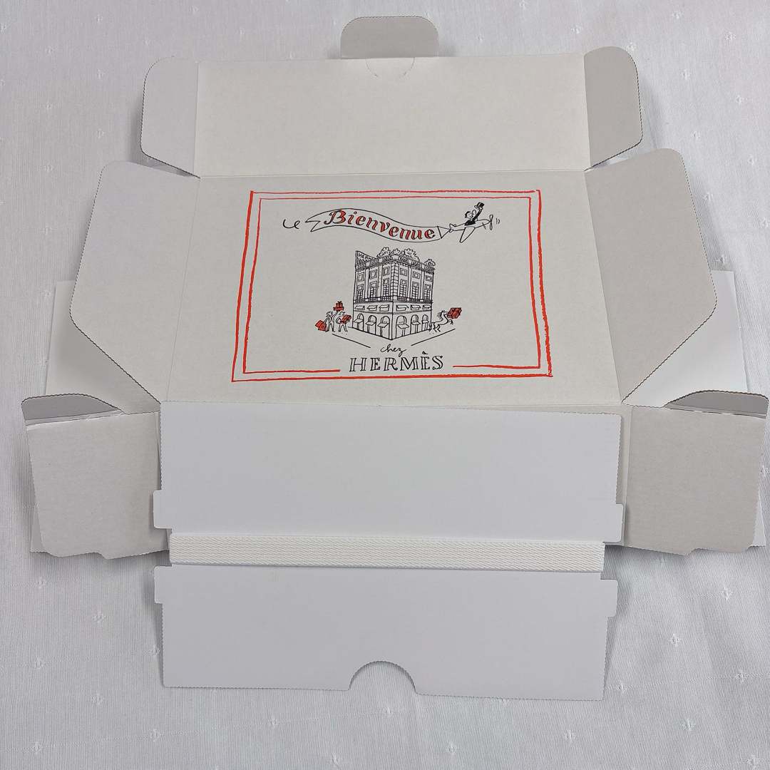 HERMES - Hermes オンラインショッピング BOXの通販 by Pink HERMES - Hermes オンラインショッピング BOXの通販 by Pink