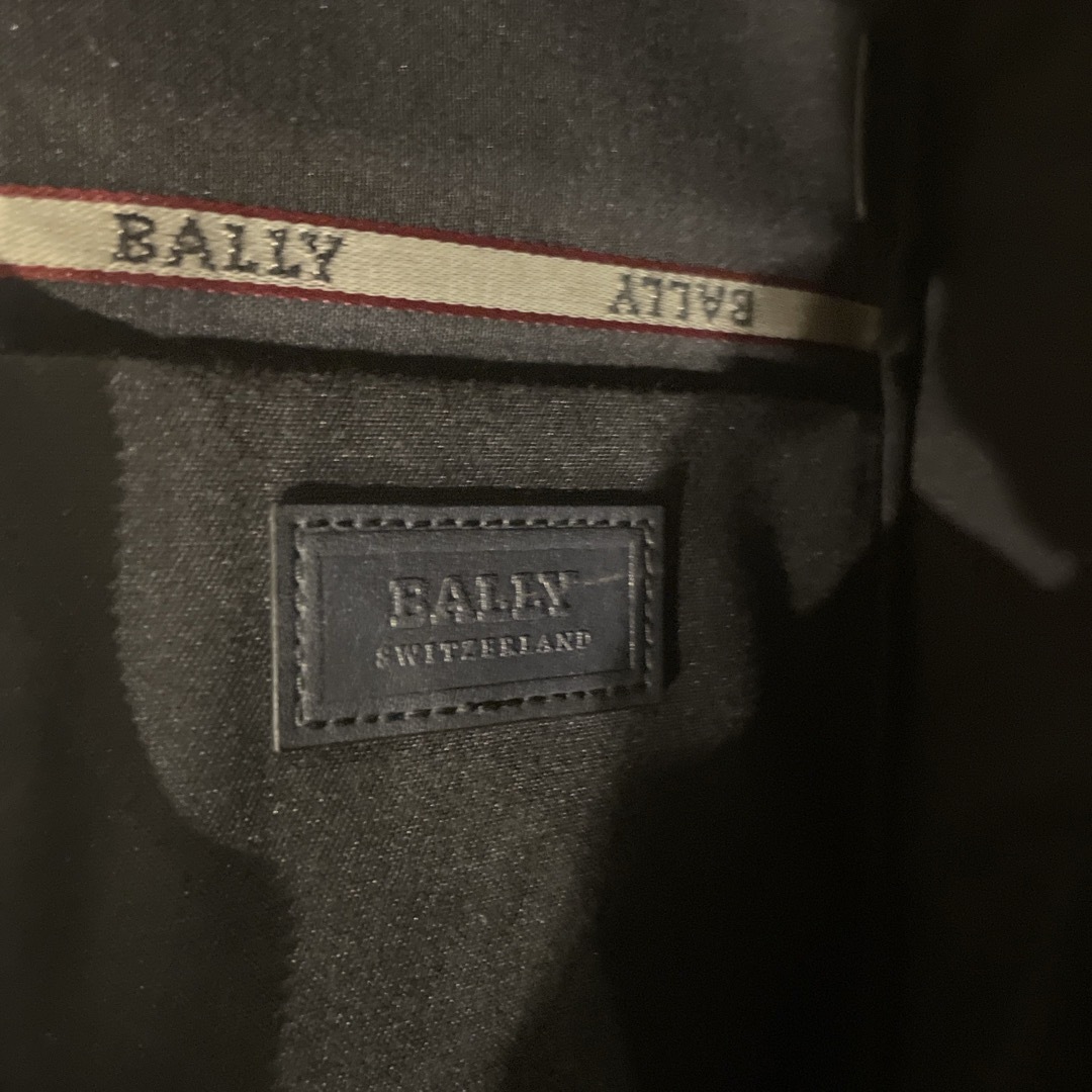 BALLY バリー レザー/ネイビー ボディバック BALLY バリー レザー/ネイビー ボディバック