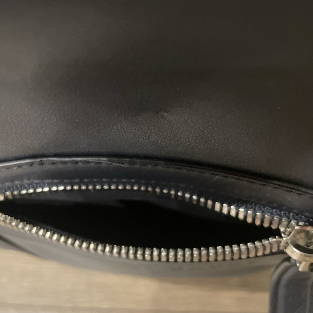 BALLY バリー レザー/ネイビー ボディバック BALLY バリー レザー/ネイビー ボディバック