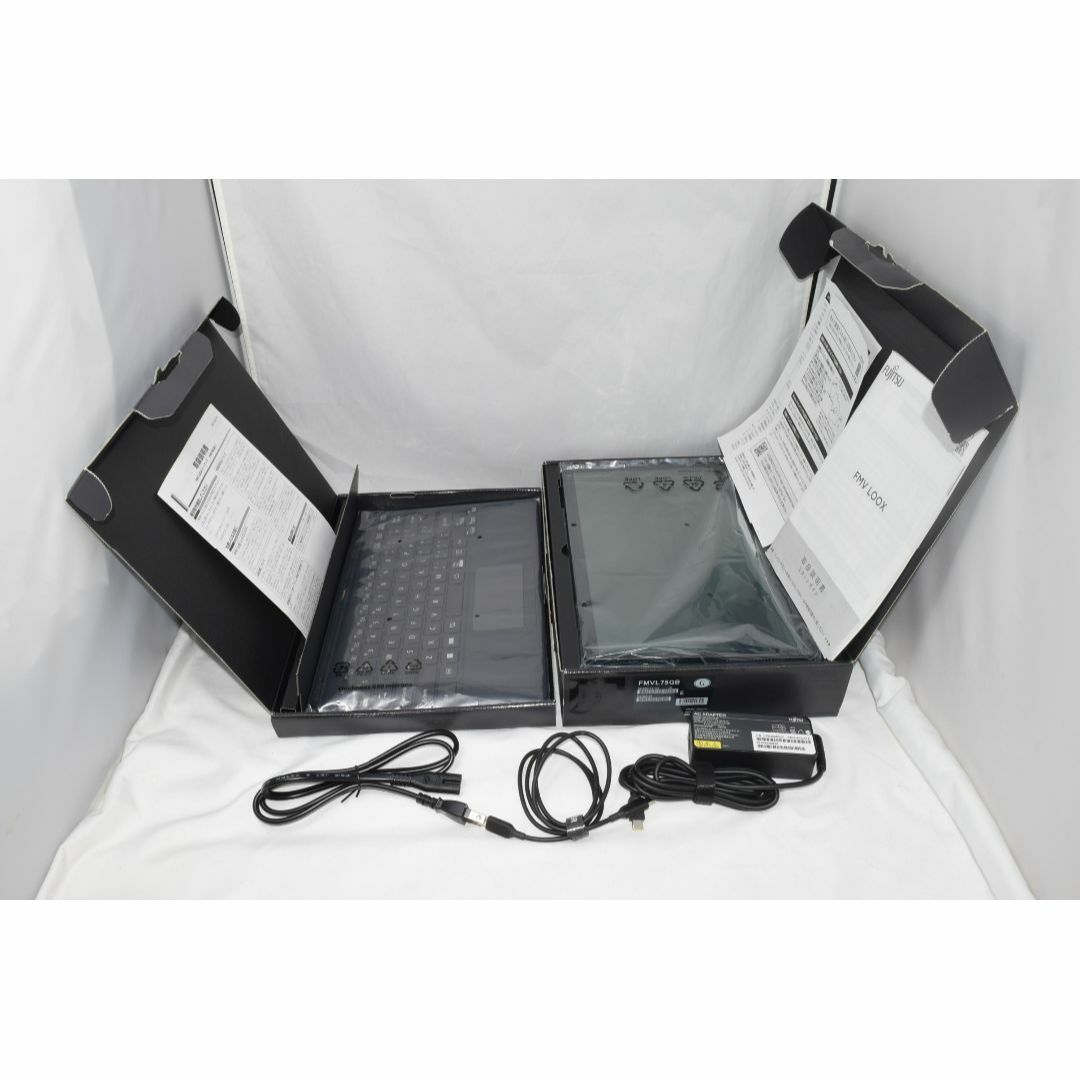 ほぼ新品☆富士通 FMV LOOX 75 G☆13.3型 有機ELディスプレイ ほぼ新品☆富士通 FMV LOOX 75 G☆13.3型 有機ELディスプレイ