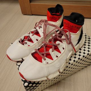 adidas by Stella McCartney(スニーカー)のフリマアイテム一覧 adidas by Stella McCartney(スニーカー)のフリマアイテム一覧