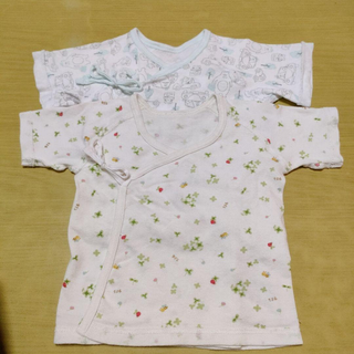 ニシマツヤ(西松屋)の赤ちゃん肌着 男の子 短肌着 4枚セット 50〜60cm(肌着/下着)