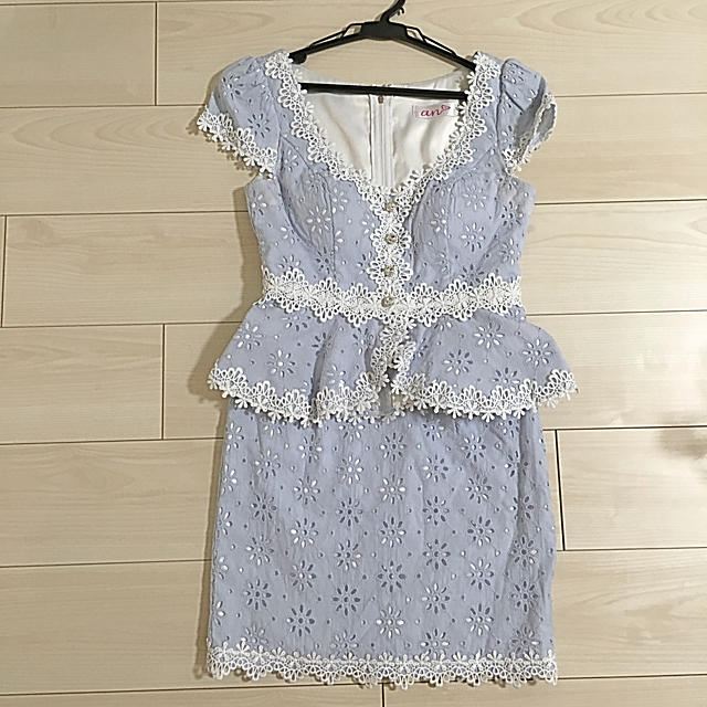 an - an ツーピースペプラムドレスの通販 by あ|アンならラクマ