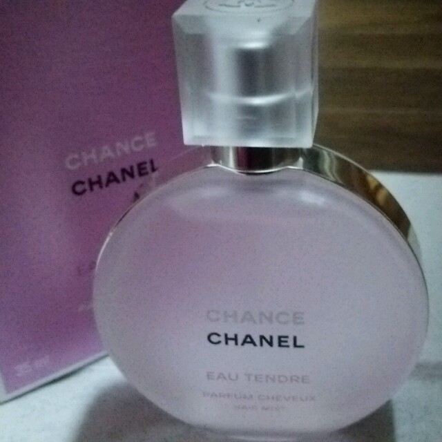 CHANEL(シャネル)の残量9割程度シャネルチャンスヘアミスト35ml コスメ/美容のヘアケア/スタイリング(ヘアウォーター/ヘアミスト)の商品写真