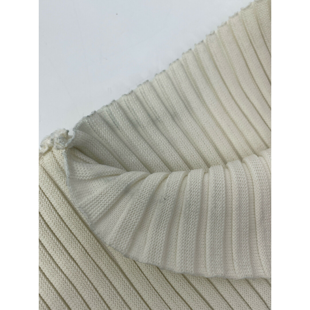 ISSEY MIYAKE - イッセイミヤケ 23AW IM33KN301 ホワイト ISSEY MIYAKE - イッセイミヤケ 23AW IM33KN301 ホワイト
