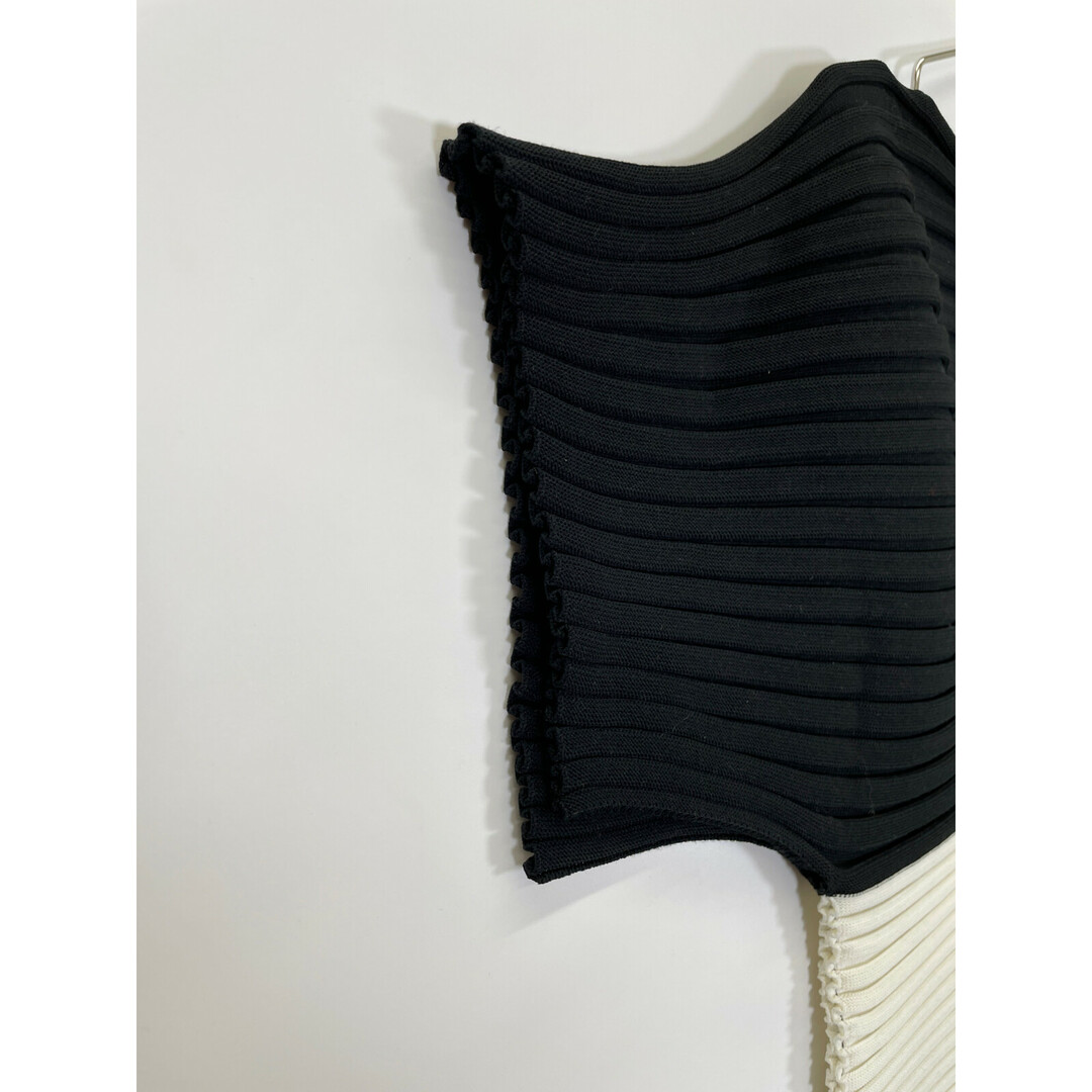 ISSEY MIYAKE - イッセイミヤケ 23AW IM33KN301 ホワイト ISSEY MIYAKE - イッセイミヤケ 23AW IM33KN301 ホワイト