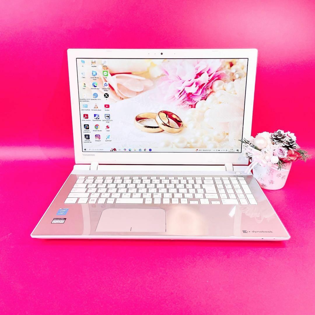動作良好✨️Corei7✨️SSD✨️おしゃれゴールド✨️カメラ付き 動作良好✨️Corei7✨️SSD✨️おしゃれゴールド✨️カメラ付き