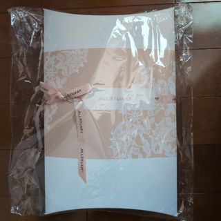 ジルスチュアート(JILLSTUART)のJILLSTUARTブークレ GIFT　BOX(マフラー/ショール)