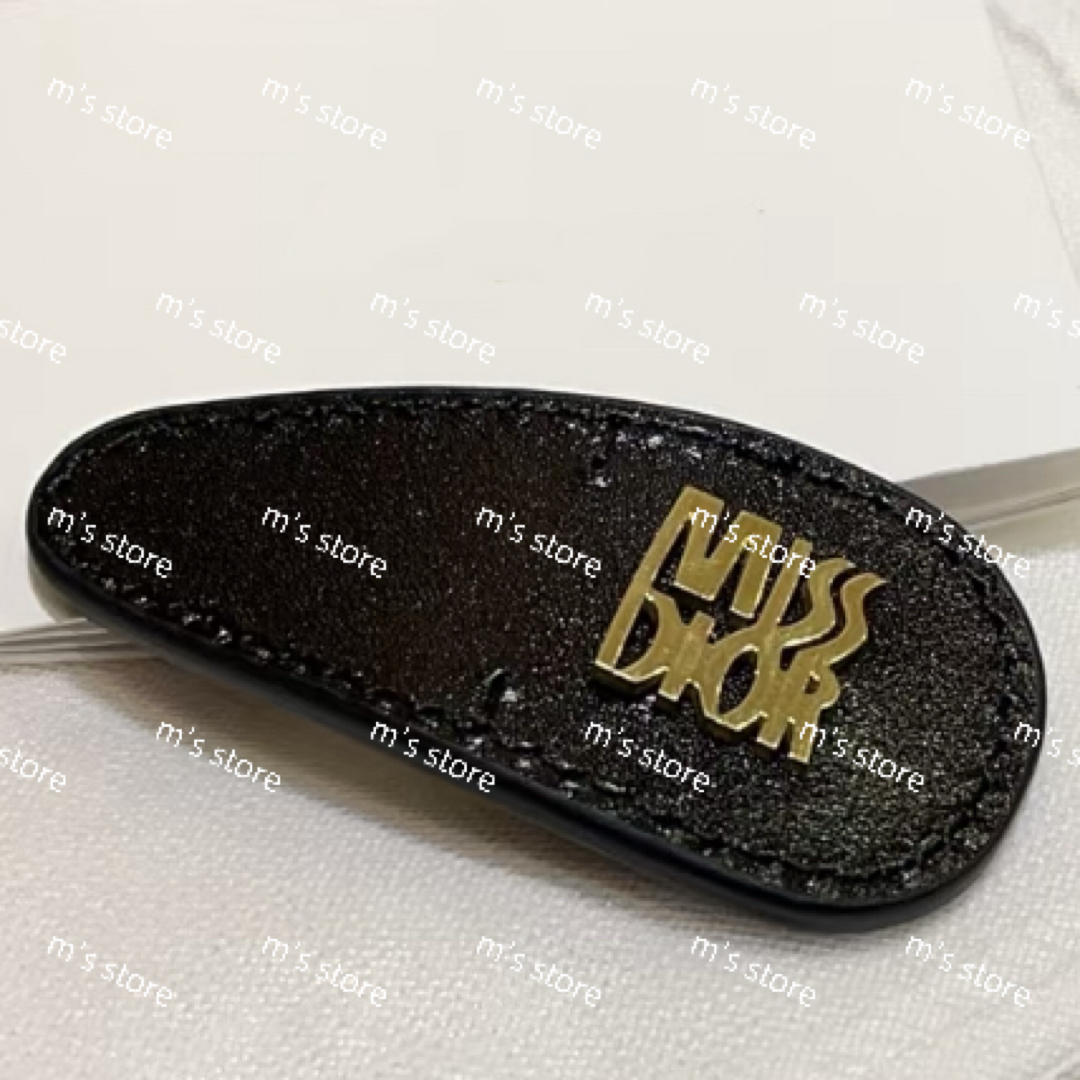 新品 定価以下 ディオール Miss Dior ヘアクリップ ブラック 新品 定価以下 ディオール Miss Dior ヘアクリップ ブラック