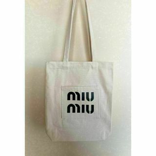 MIU MIU(トートバッグ)のフリマアイテム一覧 MIU MIU(トートバッグ)のフリマアイテム一覧