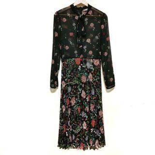 RED VALENTINO(ワンピース ・ ピンク/桃色系)のフリマアイテム一覧 RED VALENTINO(ワンピース ・ ピンク/桃色系)のフリマアイテム一覧
