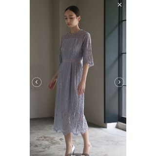 GIRL - 花柄レース切替ミモレ丈フレア結婚式パーティードレスの GIRL - 花柄レース切替ミモレ丈フレア結婚式パーティードレスの