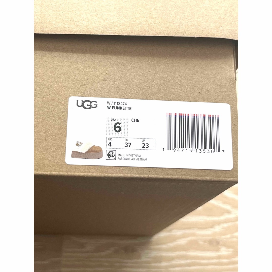UGG - 【新品未使用】01 UGG FUNKETTE ファンケット 23cmの通販 UGG - 【新品未使用】01 UGG FUNKETTE ファンケット 23cmの通販