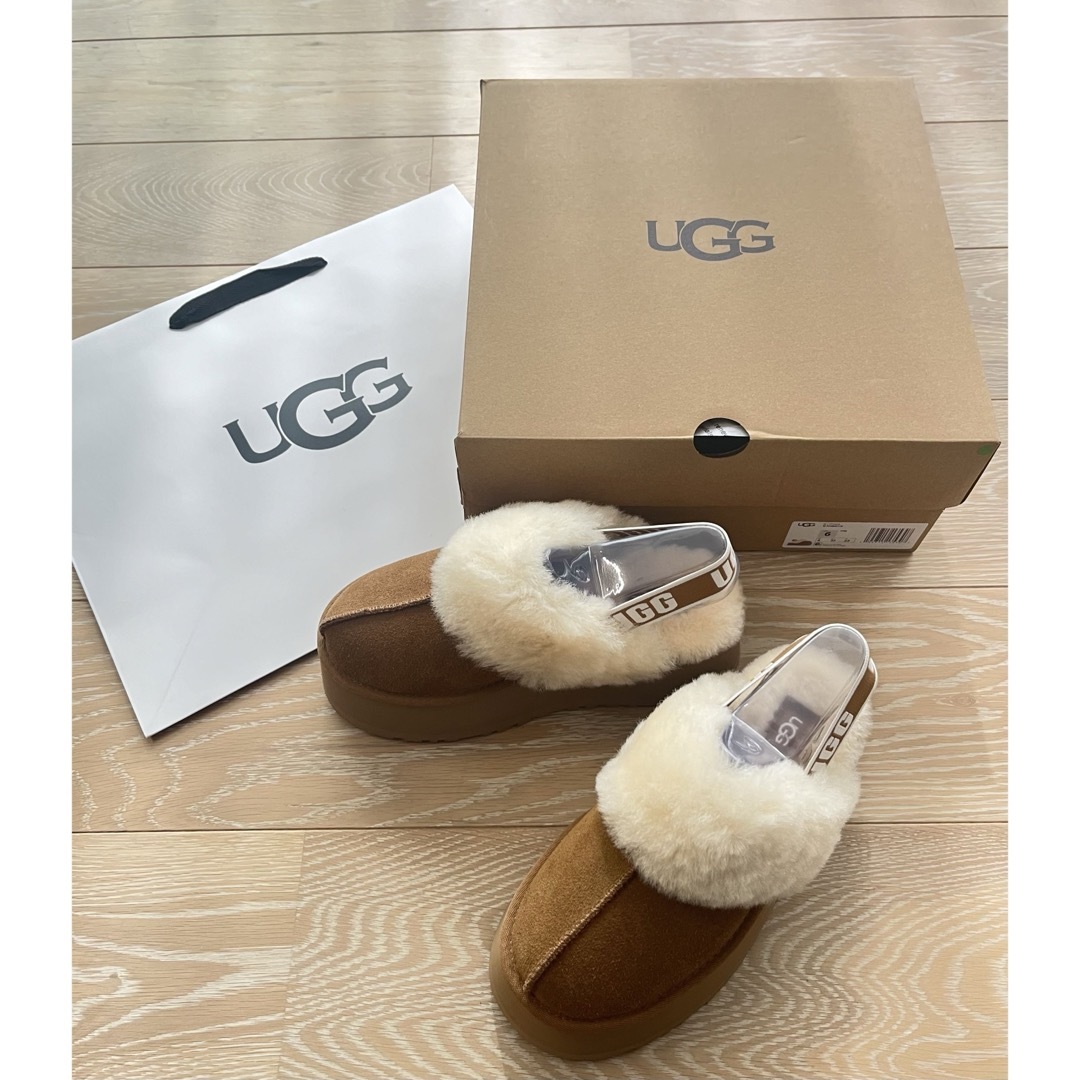 UGG - 【新品未使用】01 UGG FUNKETTE ファンケット 23cmの通販 UGG - 【新品未使用】01 UGG FUNKETTE ファンケット 23cmの通販