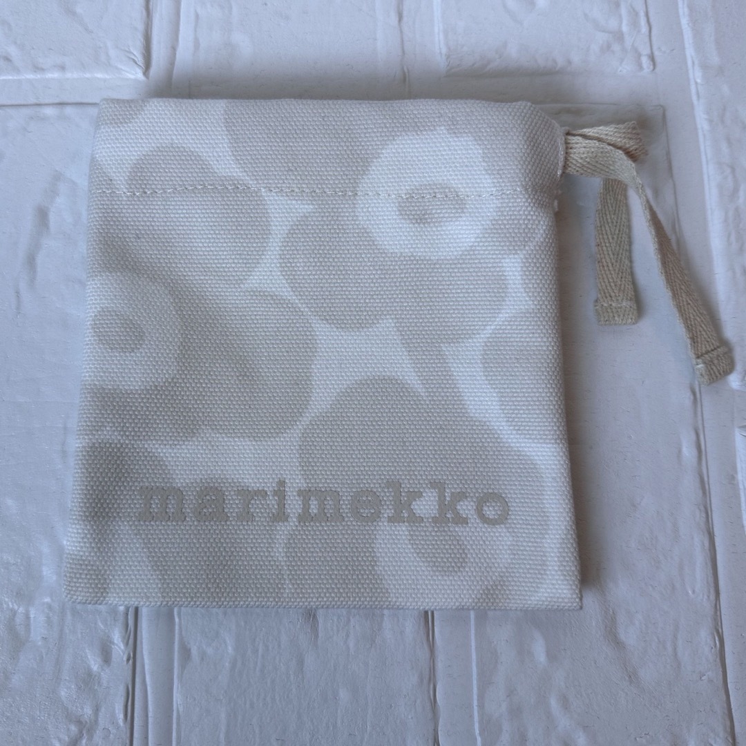 marimekko - 完売 新品 未使用 マリメッコ レザー Unikko Charm marimekko - 完売 新品 未使用 マリメッコ レザー Unikko Charm
