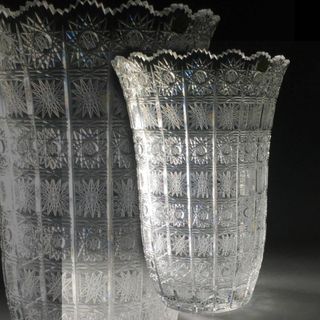 BOHEMIA Cristal - 花器(レッド クリスタル ガラス)の通販 by BOHEMIA Cristal - 花器(レッド クリスタル ガラス)の通販 by