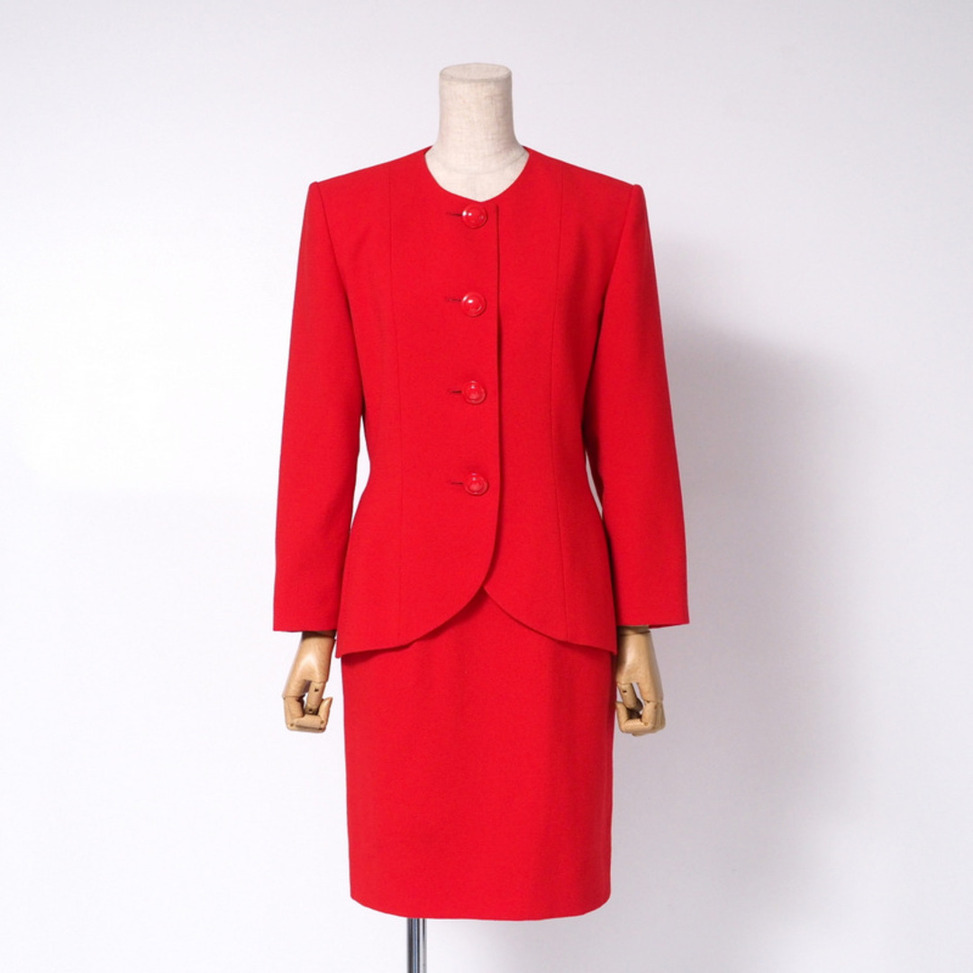 Yves Saint Laurent - YVES SAINT LAURENT イヴ・サンローラン Yves Saint Laurent - YVES SAINT LAURENT イヴ・サンローラン