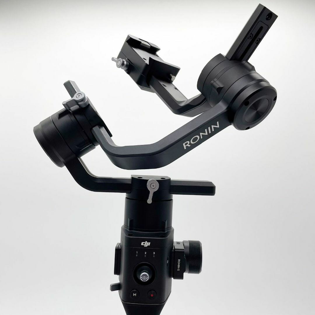 DJI - □DJI RONIN-S 一眼/ミラーレス用ジンバルの通販 by DJI - □DJI RONIN-S 一眼/ミラーレス用ジンバルの通販 by