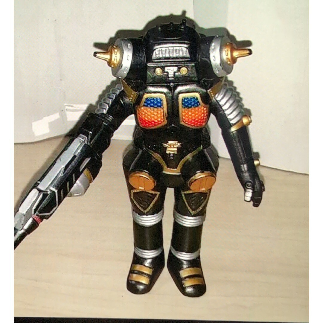 ソフビ。キングジョー.ブラック。の通販 by こつこ525's shop ソフビ。キングジョー.ブラック。の通販 by こつこ525's shop