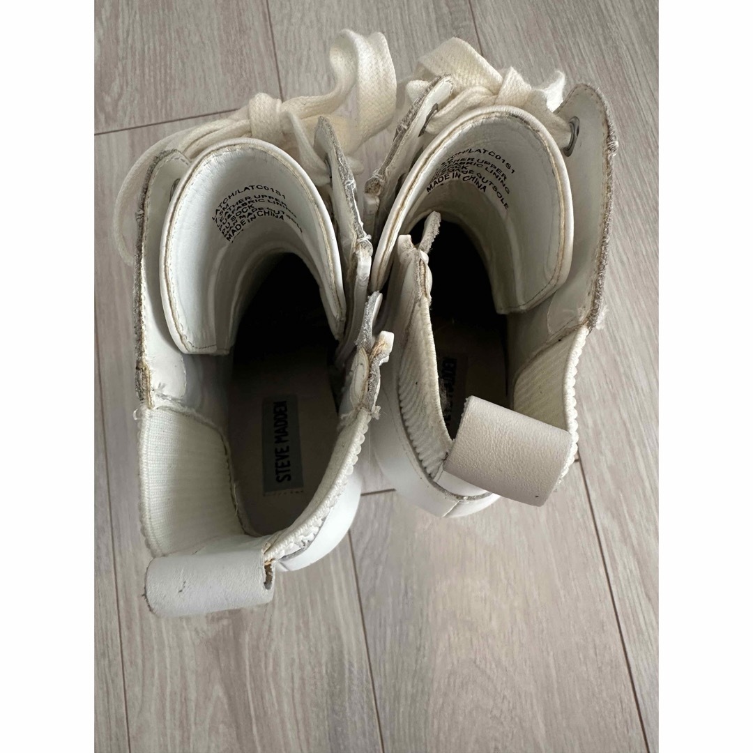 Steve Madden - STEVE MADDENスティーブマデン白ブーツ7.5 Steve Madden - STEVE MADDENスティーブマデン白ブーツ7.5