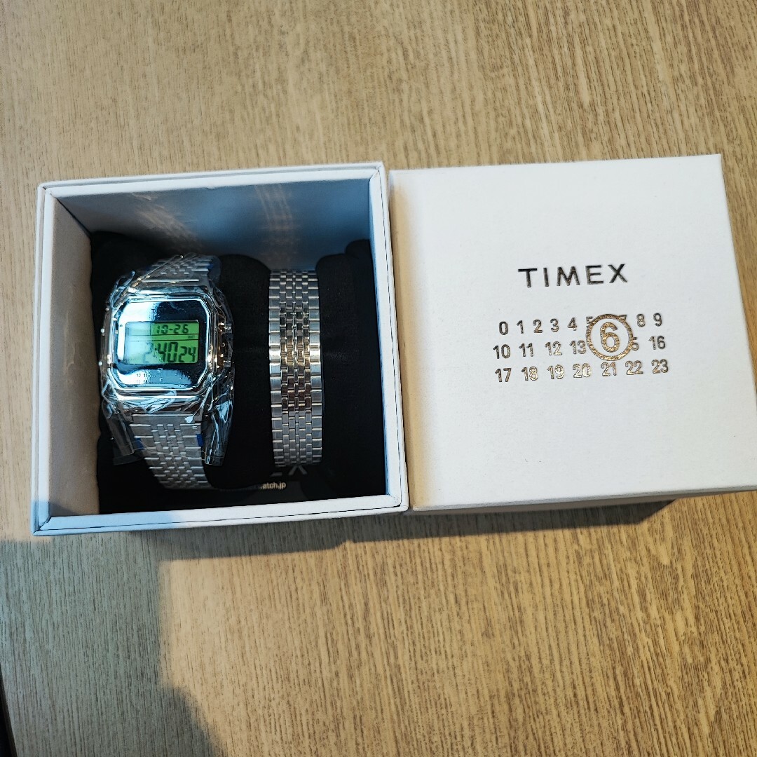 TIMEX×MM6 デジタル時計 TIMEX×MM6 デジタル時計