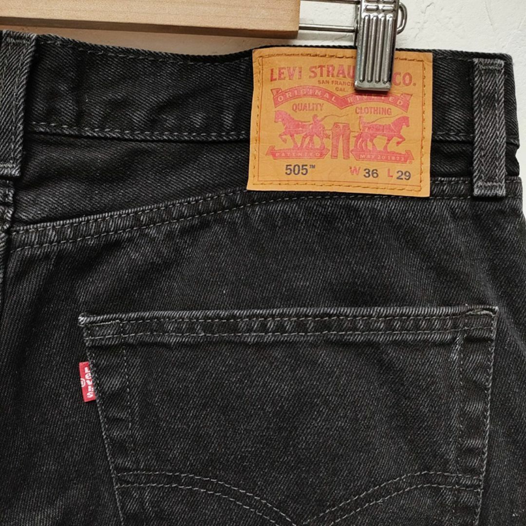 Levi's - リーバイス 505 ブラック デニム パンツ Levi's サイズ Levi's - リーバイス 505 ブラック デニム パンツ Levi's サイズ